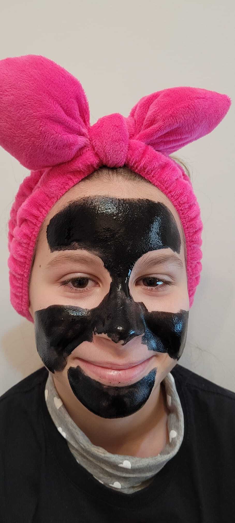 Produse cu argilă naturală Aslavital Mineralactiv Lady in Black Masca Detoxifiantă cu cărbune