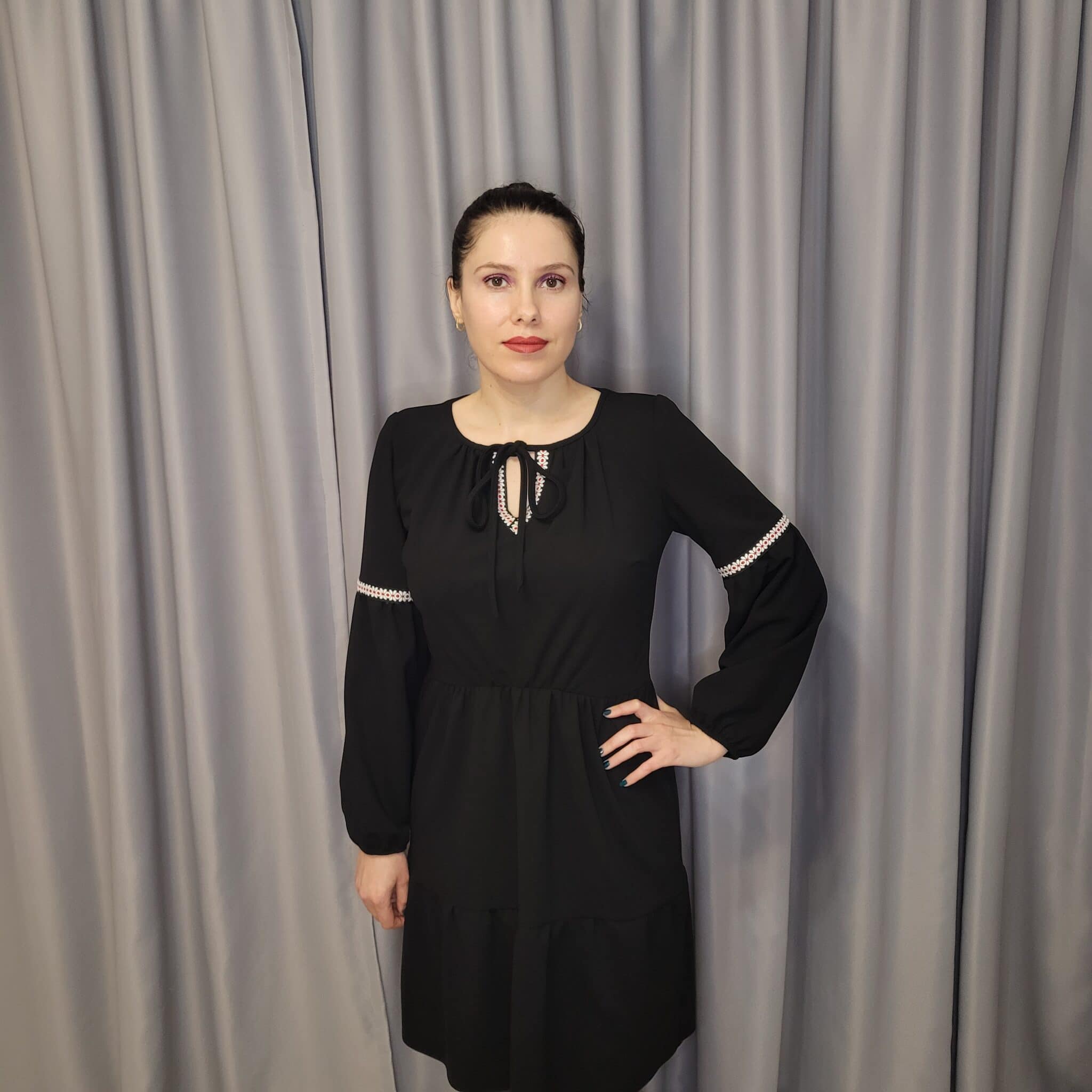 Rochii ideale pentru sezonul primăvară-vară Lady in Black Rochii ideale pentru sezonul primăvară-vară