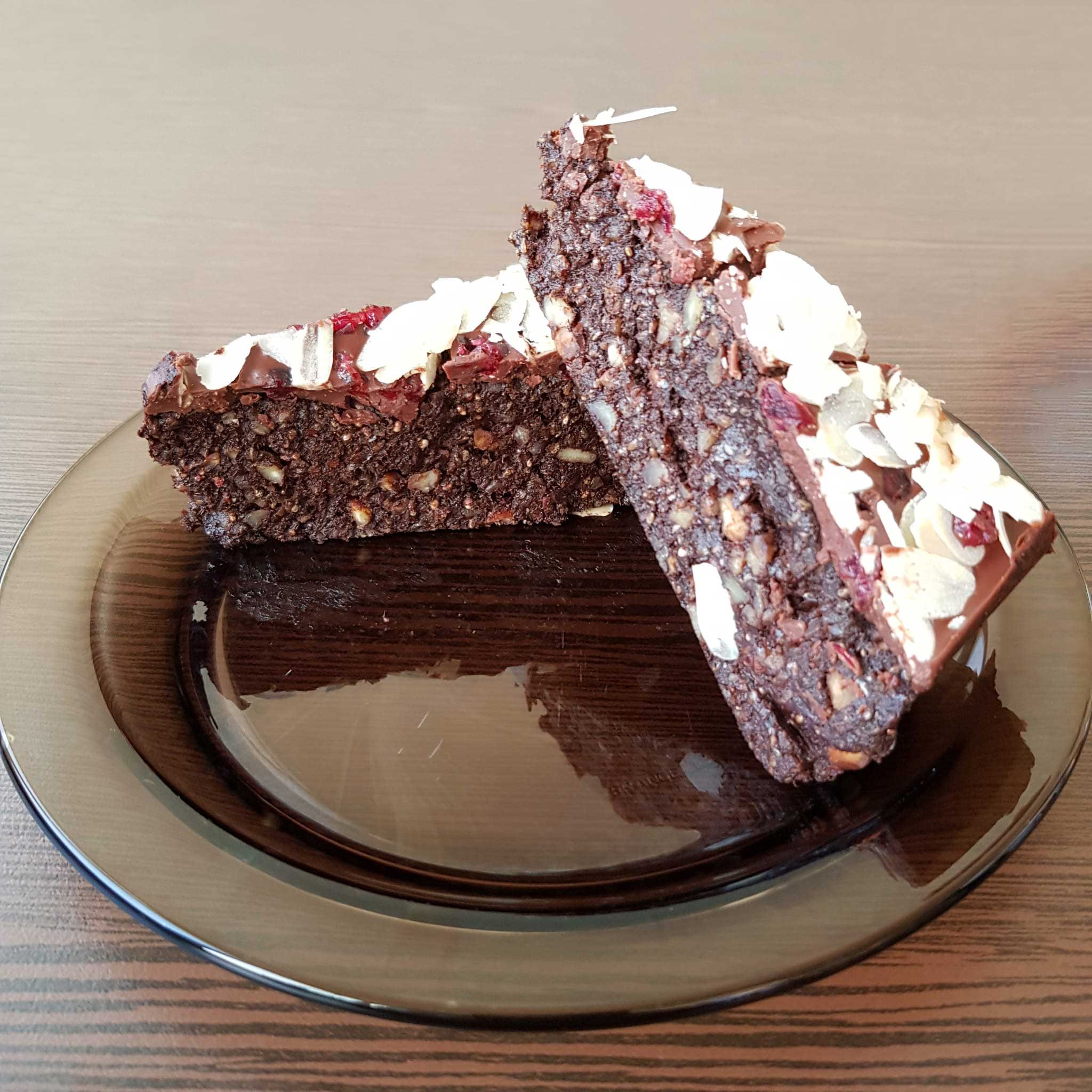 Mâncare sănătoasă de la Ohvăz.ro Lady in Black prajitura-ohvaz