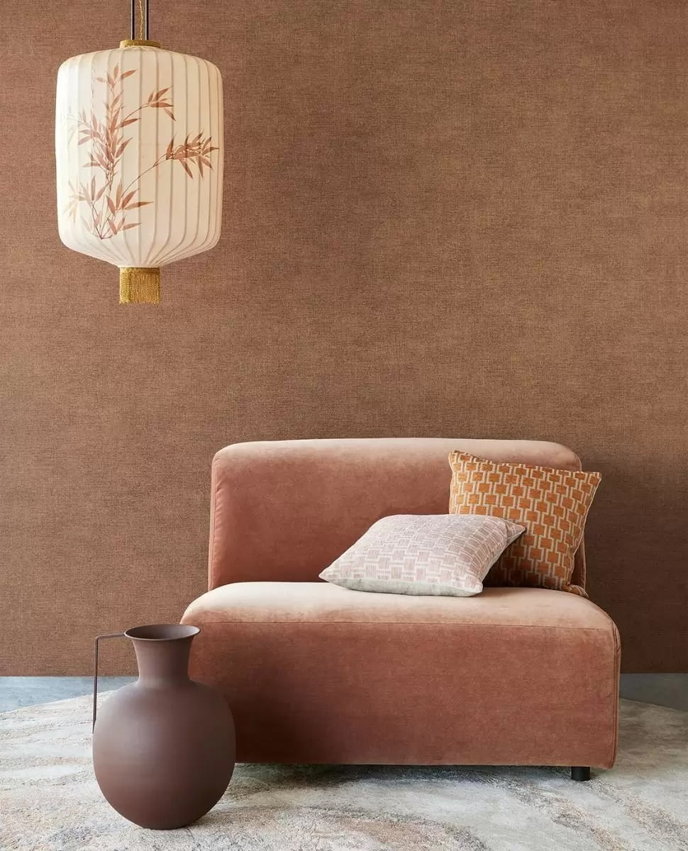 Tendințele pentru tapet decorativ în 2023 Lady in Black Tapet maro 1